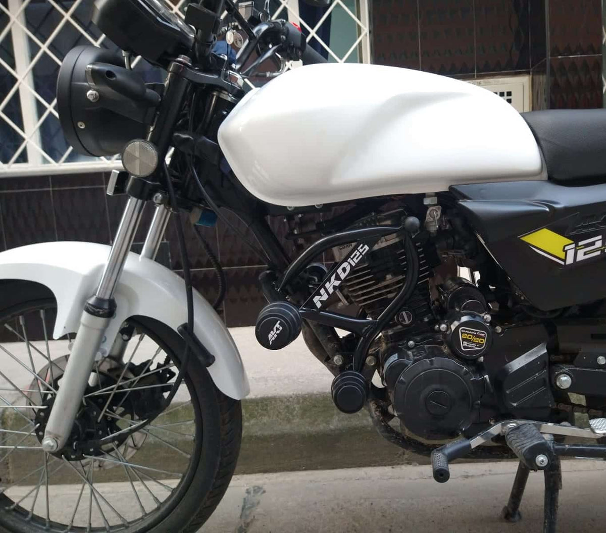 Defensa Tipo Stunt - AKT NKD